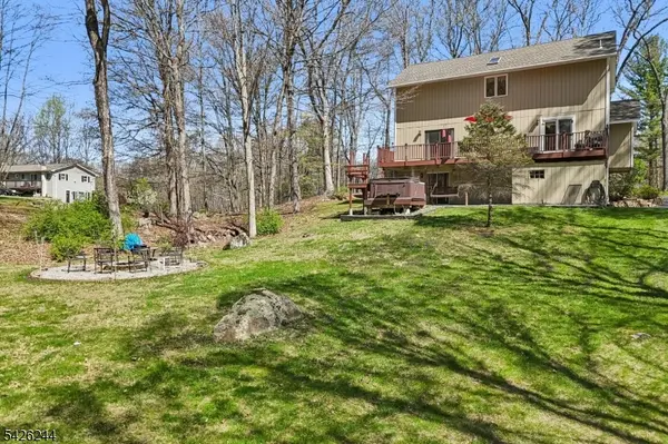 53 Lee Hill Rd, Byram Twp., NJ 07821