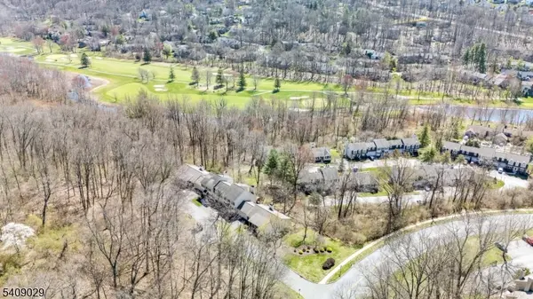 1 Partridge Ct, Allamuchy Twp., NJ 07840