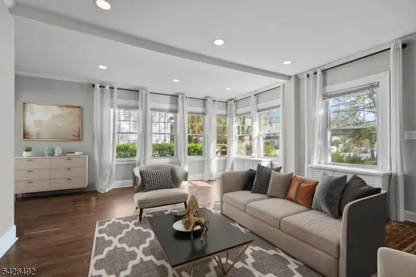 59 W Passaic St, Maywood Boro, NJ 07607