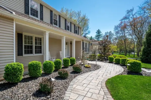 60 Kinnan Way, Bernards Twp., NJ 07920