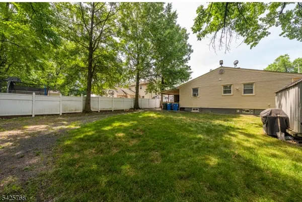 278 North Dr, North Plainfield Boro, NJ 07060