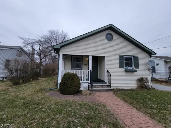 35 Butler St, Franklin Boro, NJ 07416