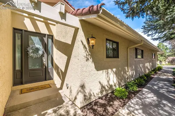 720 Count Pourtales DR, Colorado Springs, CO 80906