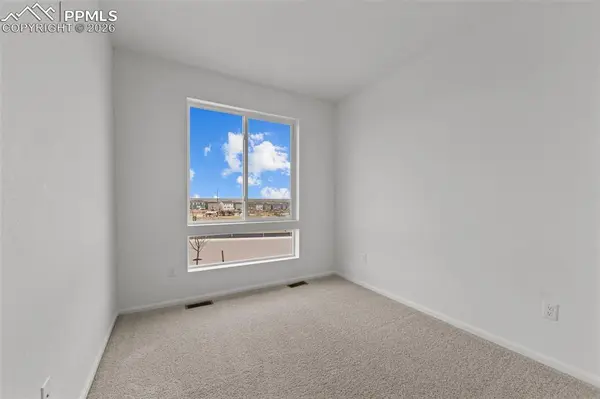 5272 Sidewinder DR, Colorado Springs, CO 80925