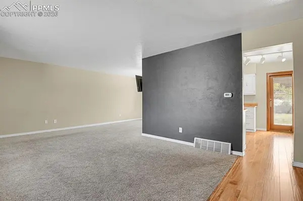 4298 N Nonchalant CIR, Colorado Springs, CO 80917