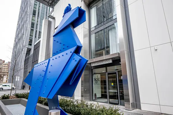 8 Cumberland ST #5102, Toronto C02, ON M4W 0B6