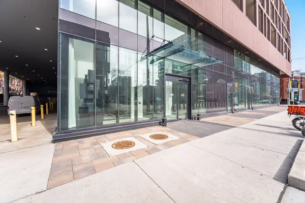 285 Dufferin ST #312, Toronto W01, ON M6K 1E6