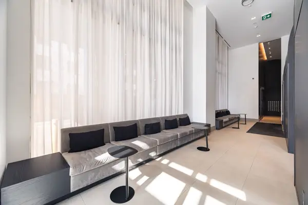 285 Dufferin ST #312, Toronto W01, ON M6K 1E6