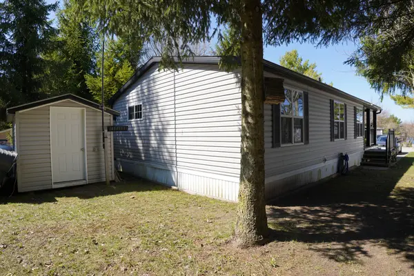 13 Southline AVE #PR11, Huron-kinloss, ON N2Z 2X5