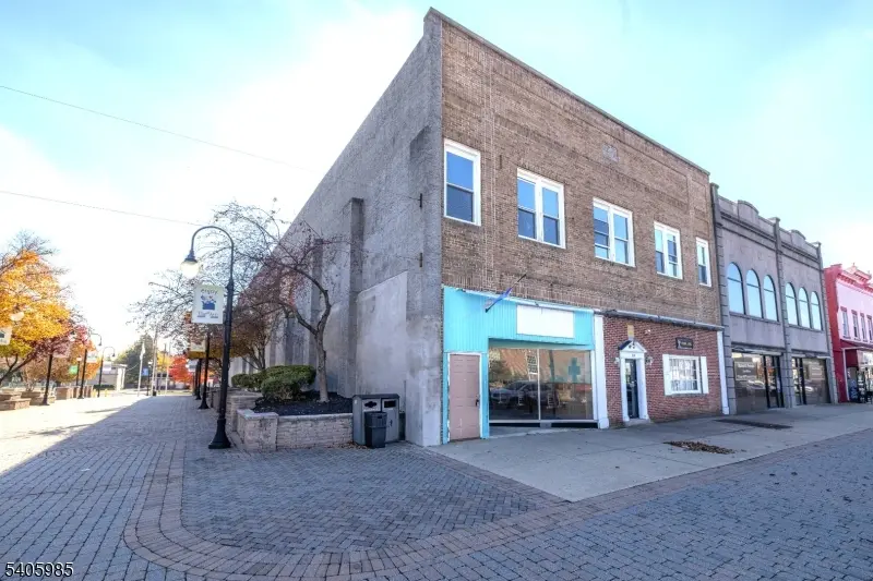 729 E Landis Ave, Vineland City, NJ 08360