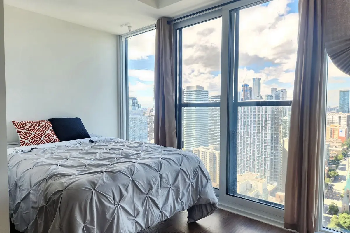 319 Jarvis ST #4009, Toronto C08, ON M5B 0C8