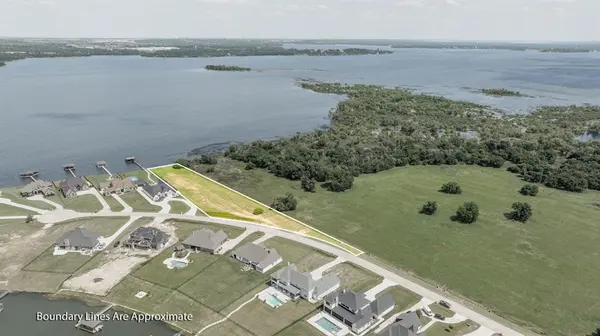 1800 S Laguna S, Pelican Bay, TX 76020