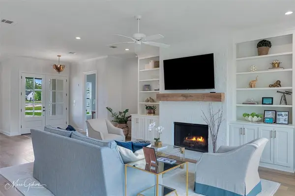 9827 Canebrake Lane, Shreveport, LA 71106