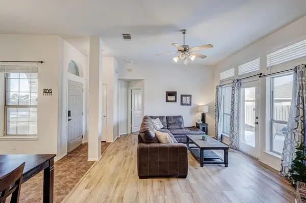 2805 Wicker Way, Denton, TX 76209