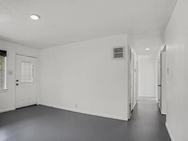 813 32nd Street, Grand Prairie, TX 75050