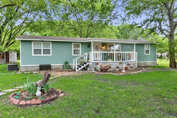 8546 County Road 500, Blue Ridge, TX 75424