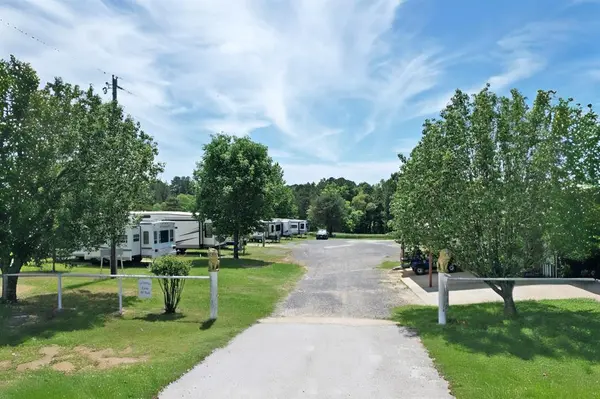 4413 FM 16 W, Tyler, TX 75706