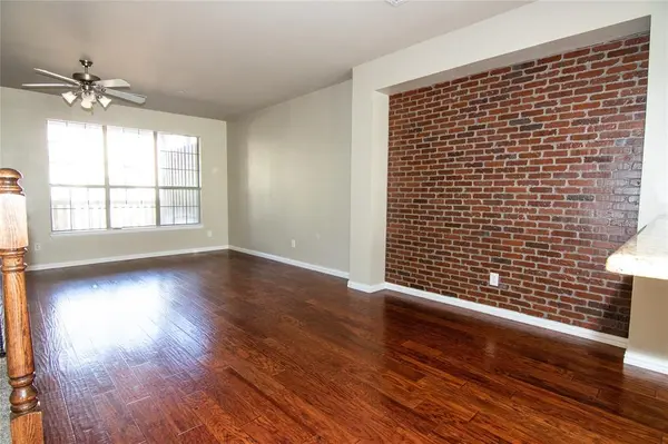 2557 Jacobson Drive, Lewisville, TX 75067