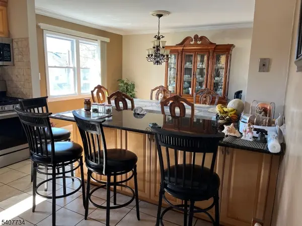 71 Rodak Cir, Edison Twp., NJ 08817