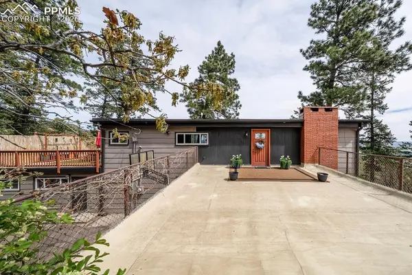 3785 Overlook RD, Colorado Springs, CO 80906