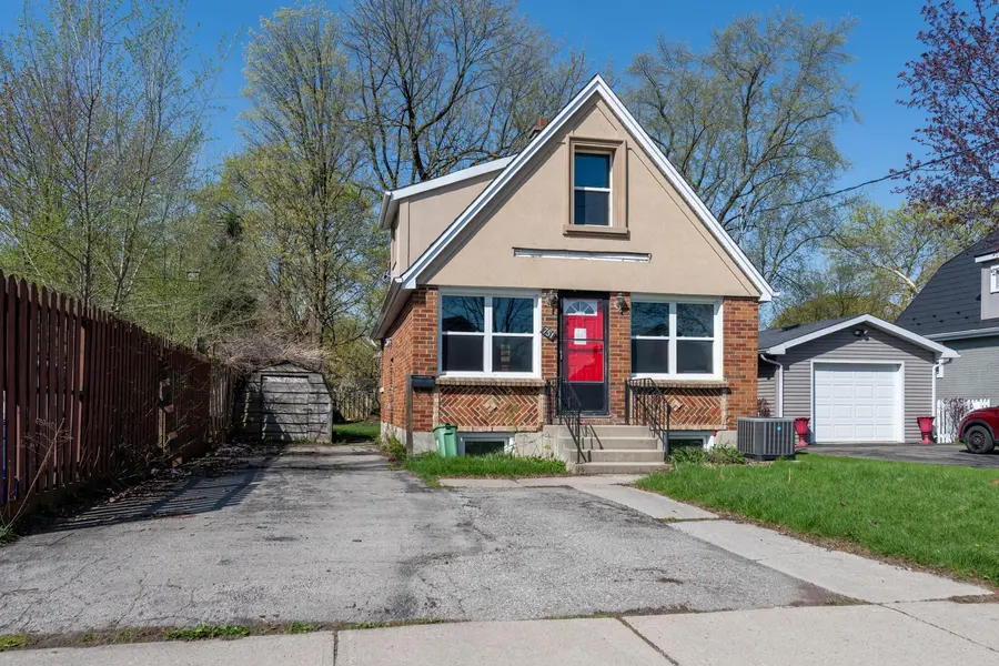 751 Curry ST, London East, ON N5Y 1N5