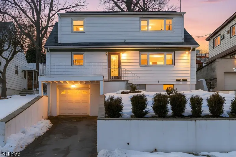 86-88 Katz Ave, Paterson City, NJ 07502