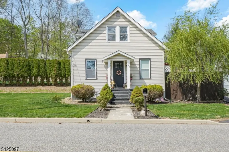 167 Sicomac Rd, North Haledon Boro, NJ 07508