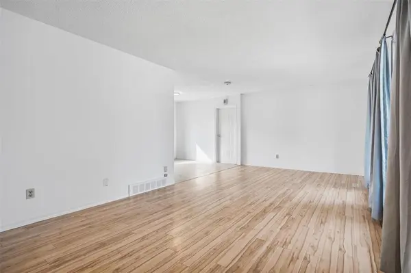 412 SOUTHWOOD DR, Steinbach, MB R5G 0P6