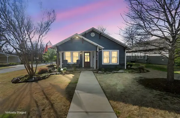 704 Barnes Street, Mckinney, TX 75069