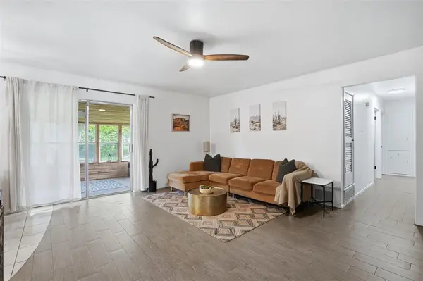 1015 Keller Avenue, Benbrook, TX 76126