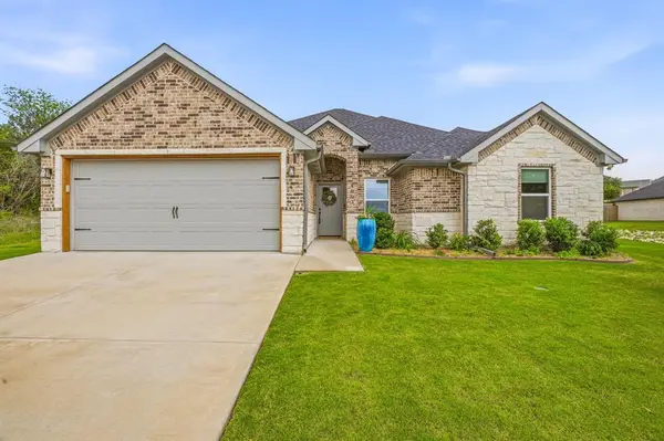 5003 Frio Drive, Granbury, TX 76048