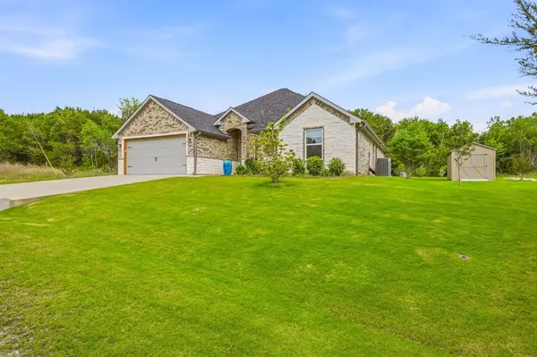 5003 Frio Drive, Granbury, TX 76048