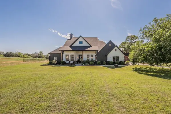 505 N Saddle Horn Court, Weatherford, TX 76087