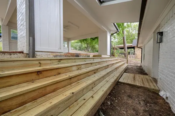 1221 Chateau Lane, Hideaway, TX 75771