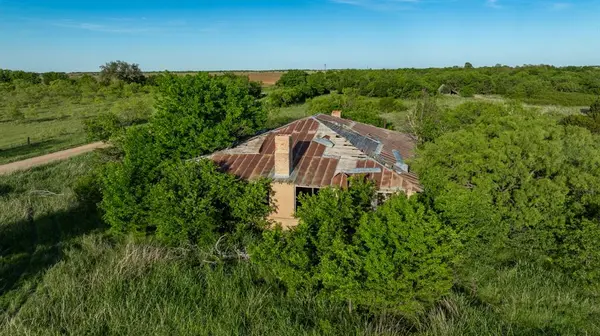 901 County Road 160, Burkett, TX 76828