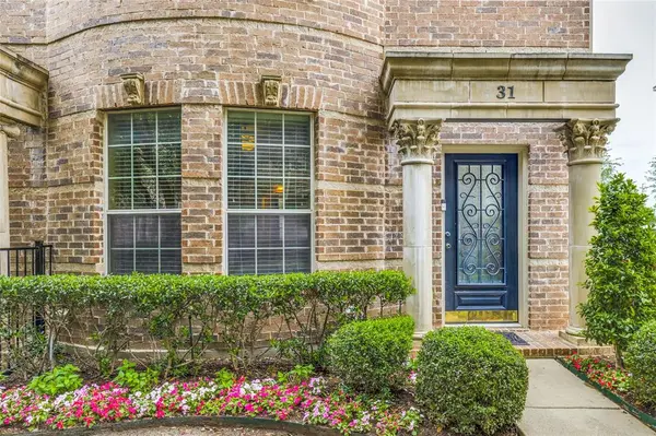 2500 Rockbrook Drive #A31, Lewisville, TX 75067