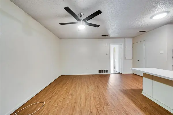 619 Race Street, Crowley, TX 76036