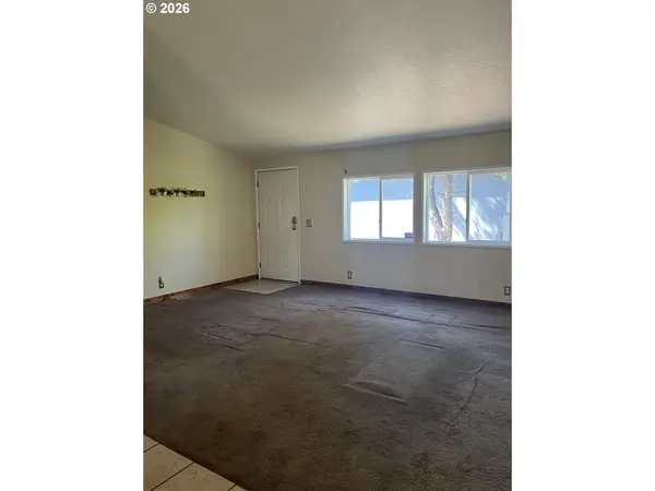 1170 SW MARIE DR, Mc Minnville, OR 97128