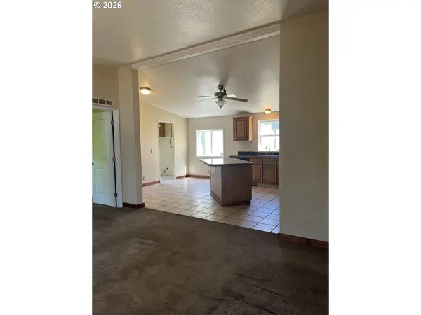 1170 SW MARIE DR, Mc Minnville, OR 97128