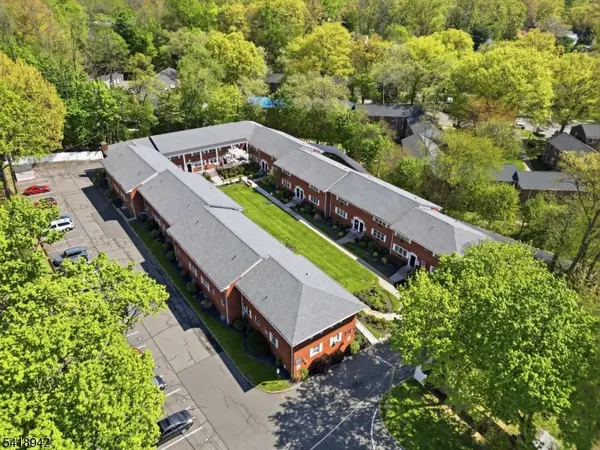 45 Wilfred St, West Orange Twp., NJ 07052