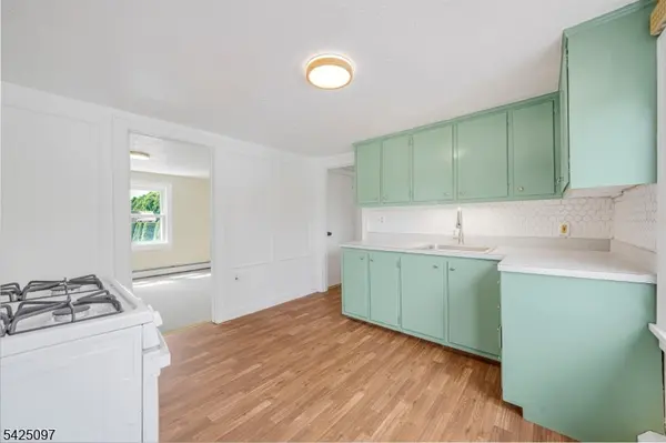 167 Sicomac Rd, North Haledon Boro, NJ 07508