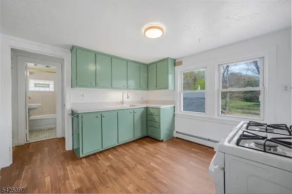 167 Sicomac Rd, North Haledon Boro, NJ 07508