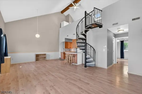 23 Wimbledon Dr #10, Vernon Twp., NJ 07462