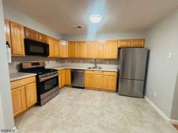 415 S 8Th St, Newark City, NJ 07103