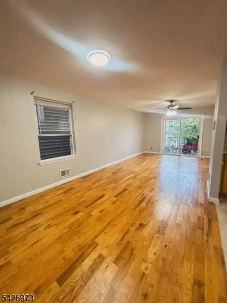 415 S 8Th St, Newark City, NJ 07103