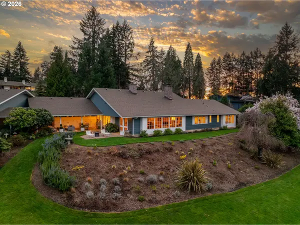 875 W 36TH AVE, Eugene, OR 97405