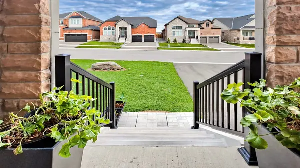 1486 Broderick ST, Innisfil, ON L9S 0R4