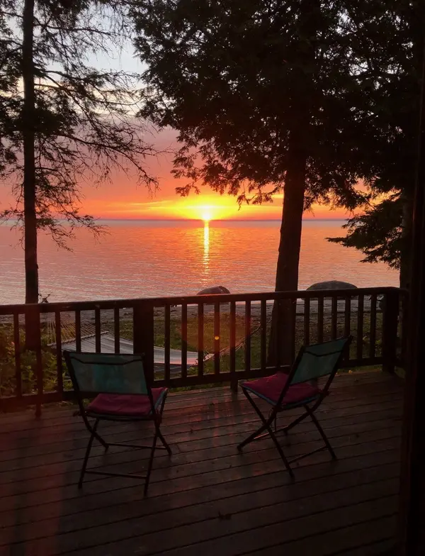 73 Glen RD, Collingwood, ON L9Y 0X2