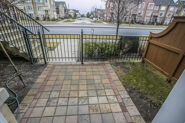 5035 Oscar Peterson BLVD #127, Mississauga, ON L5M 0P4