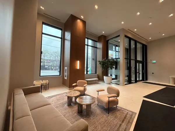 1185 Dupont St ST #1503, Toronto W02, ON M6H 4H7